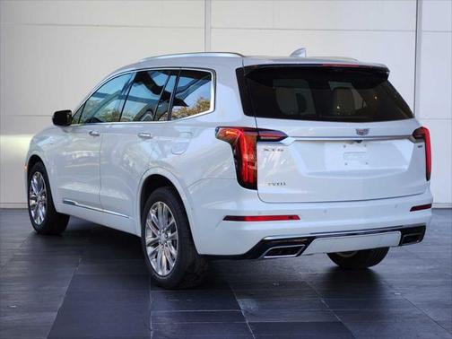 2024 Cadillac XT6 Premium Luxury FWD