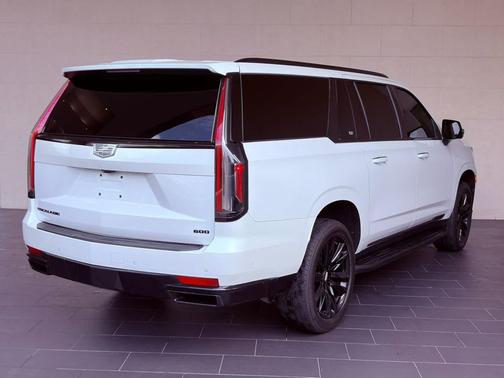 2023 Cadillac Escalade ESV Premium Luxury