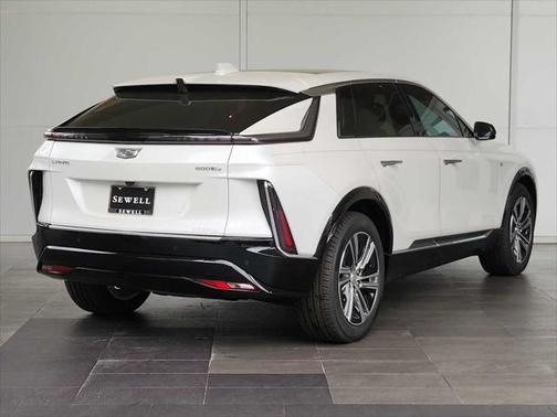 2025 Cadillac LYRIQ Luxury w/1SC