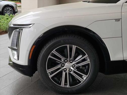 2025 Cadillac LYRIQ Luxury w/1SC
