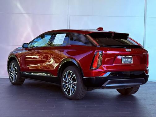 2025 Cadillac OPTIQ Sport 2 AWD