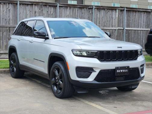 2023 Jeep Grand Cherokee Altitude