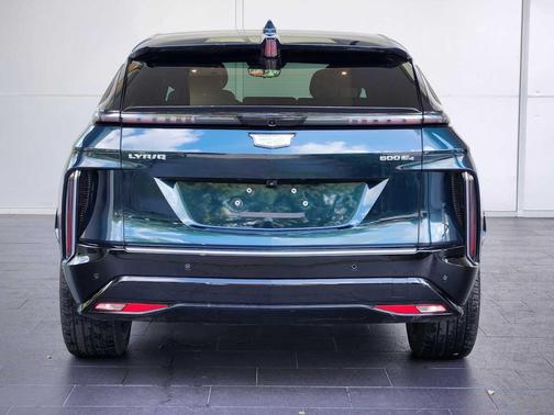 2024 Cadillac LYRIQ Luxury