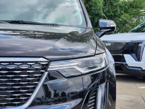2025 Cadillac XT6 Premium Luxury FWD
