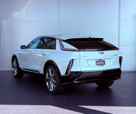 2024 Cadillac LYRIQ Luxury