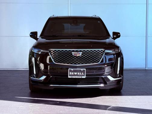 2024 Cadillac XT6 Luxury FWD