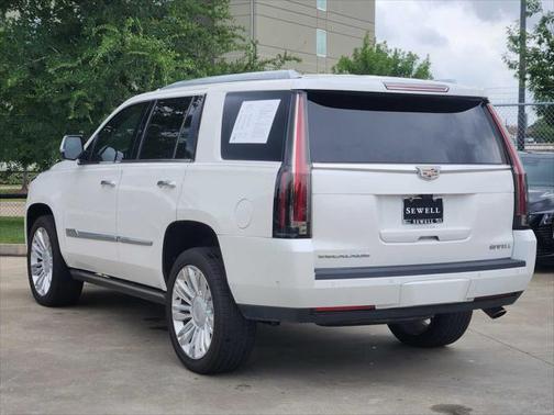 2020 Cadillac Escalade Platinum