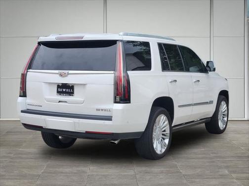 2020 Cadillac Escalade Platinum