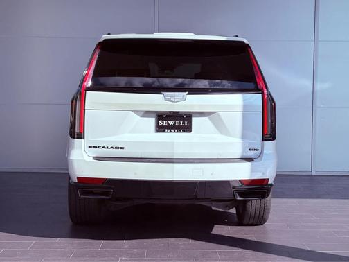 2022 Cadillac Escalade Sport Platinum