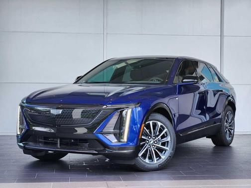 2025 Cadillac LYRIQ Sport