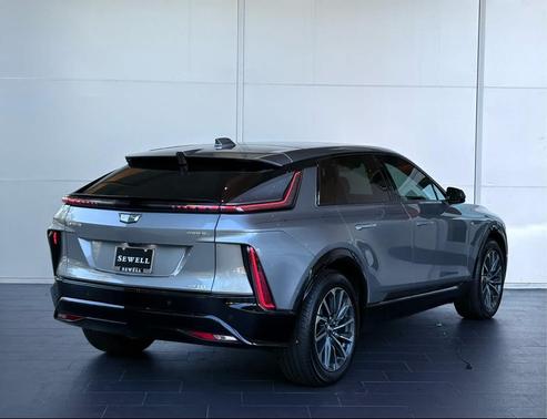 2025 Cadillac LYRIQ Sport