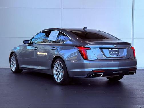 2023 Cadillac CT5 Luxury