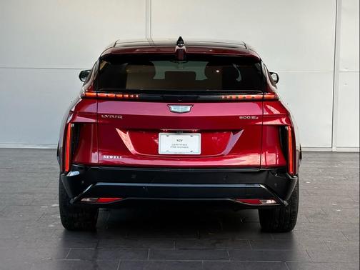 2024 Cadillac LYRIQ Sport
