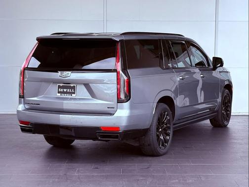 2023 Cadillac Escalade ESV Sport Platinum