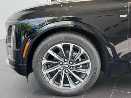 2025 Cadillac LYRIQ Sport