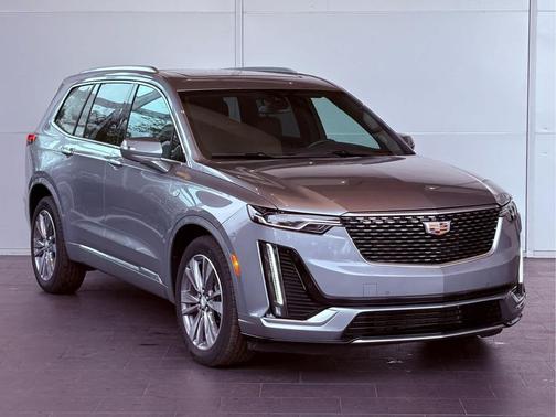 2025 Cadillac XT6 Premium Luxury FWD