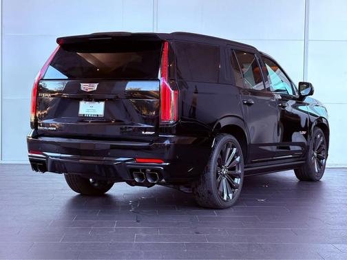 2025 Cadillac Escalade V-Series