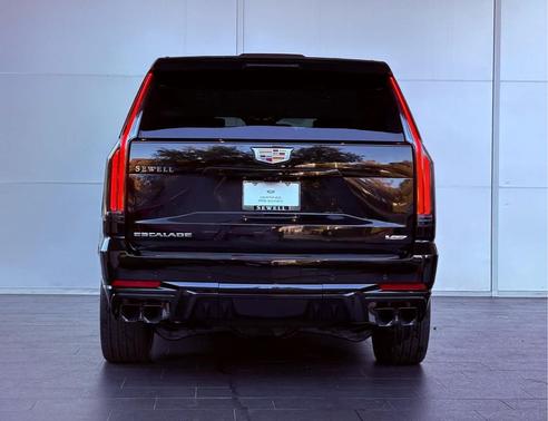 2025 Cadillac Escalade V-Series