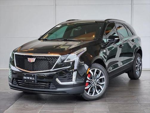 2025 Cadillac XT5 Sport
