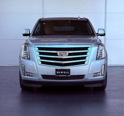 2017 Cadillac Escalade ESV Luxury