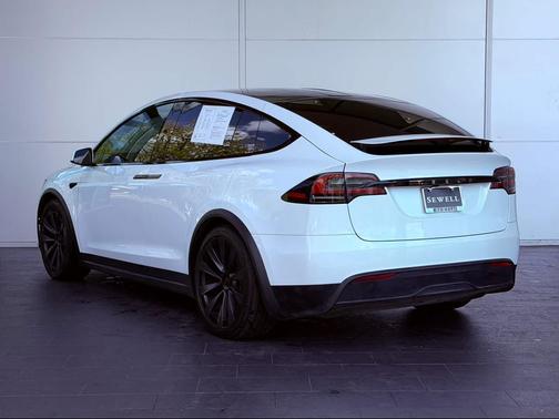 Pearl White Multi-Coat 2023 Tesla Model X Plaid Tri Motor All-Wheel Drive
