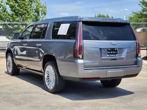 2018 Cadillac Escalade ESV Platinum