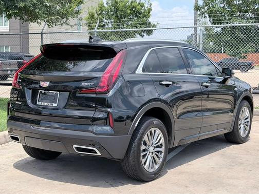 Stellar Black Metallic 2024 Cadillac XT4 Premium Luxury