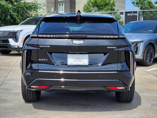 2024 Cadillac LYRIQ Luxury w/1SE