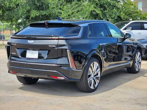2024 Cadillac LYRIQ Luxury w/1SE