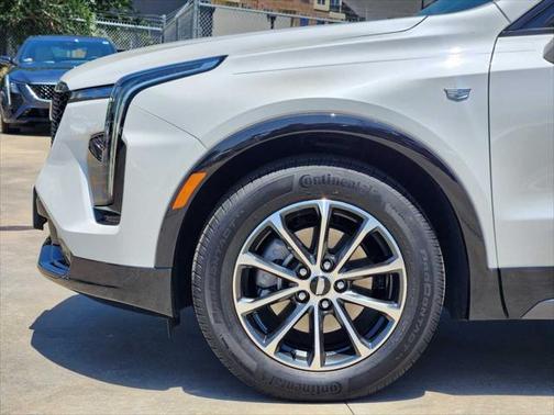2025 Cadillac XT4 Sport