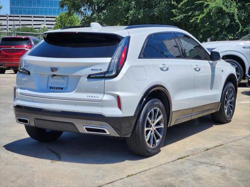 2025 Cadillac XT4 Sport