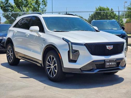 2025 Cadillac XT4 Sport
