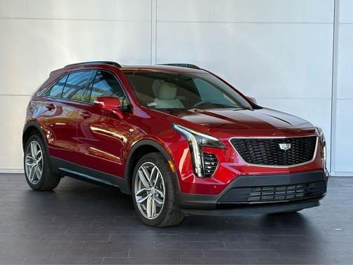 2023 Cadillac XT4 Sport