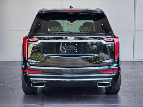 2023 Cadillac XT6 Premium Luxury FWD