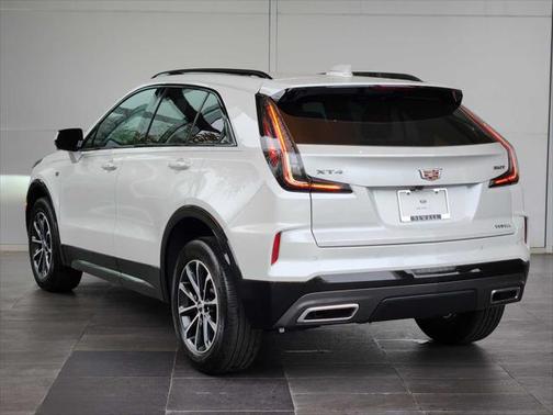 2025 Cadillac XT4 Sport