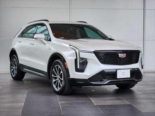 2025 Cadillac XT4 Sport