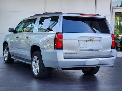 2016 Chevrolet Suburban LT