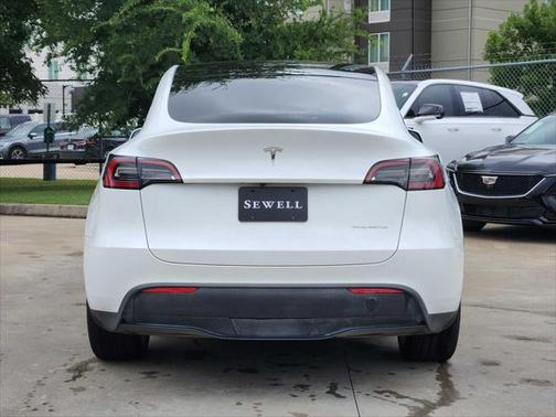 2023 Tesla Model Y AWD