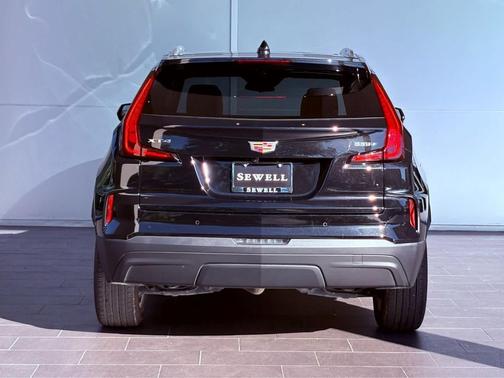 2024 Cadillac XT4 Luxury