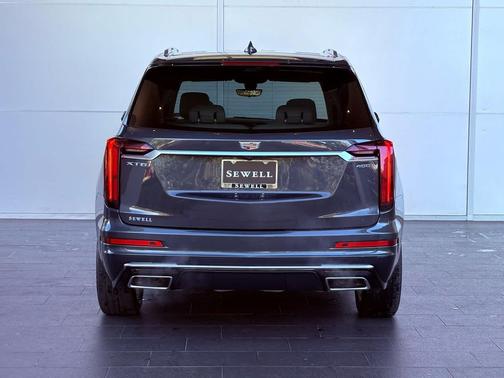 2023 Cadillac XT6 Premium Luxury FWD