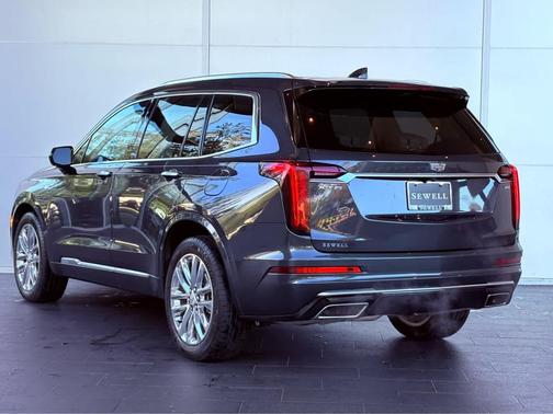 2023 Cadillac XT6 Premium Luxury FWD