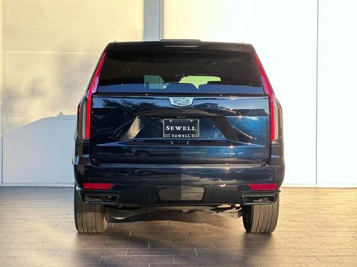 2024 Cadillac Escalade Sport