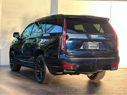 2024 Cadillac Escalade Sport