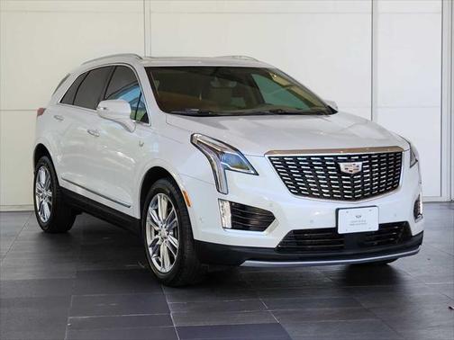 2022 Cadillac XT5 Premium Luxury