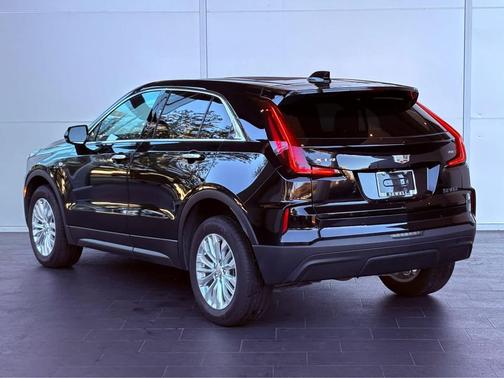 2024 Cadillac XT4 Luxury