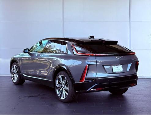 2023 Cadillac LYRIQ Luxury