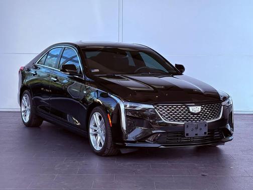 2023 Cadillac CT4 Luxury