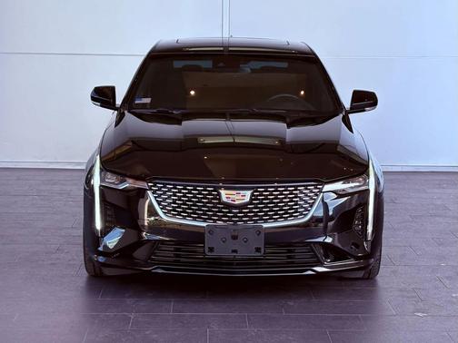 2023 Cadillac CT4 Luxury