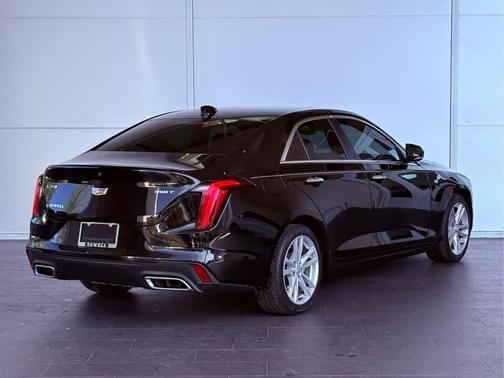 2023 Cadillac CT4 Luxury