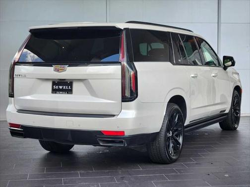 2021 Cadillac Escalade ESV Sport